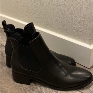 Forever 21 faux leather black chelsea booties
